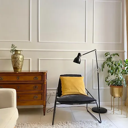 Bruno Taut & Parking Apartman