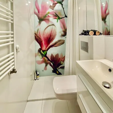 Bruno Taut & Parking Apartment *