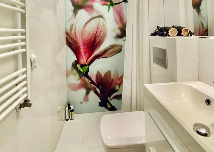 Bruno Taut & Parking Apartman *